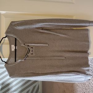 XS hockey tie chunky sweater